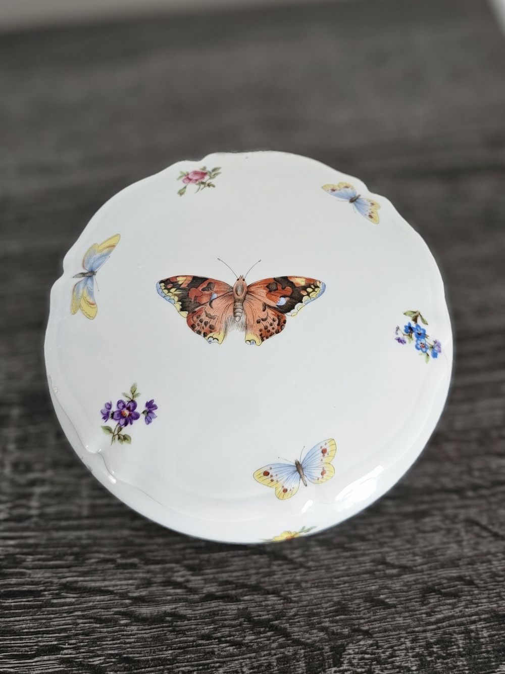 White Porcelain Butterfly Trinket Box